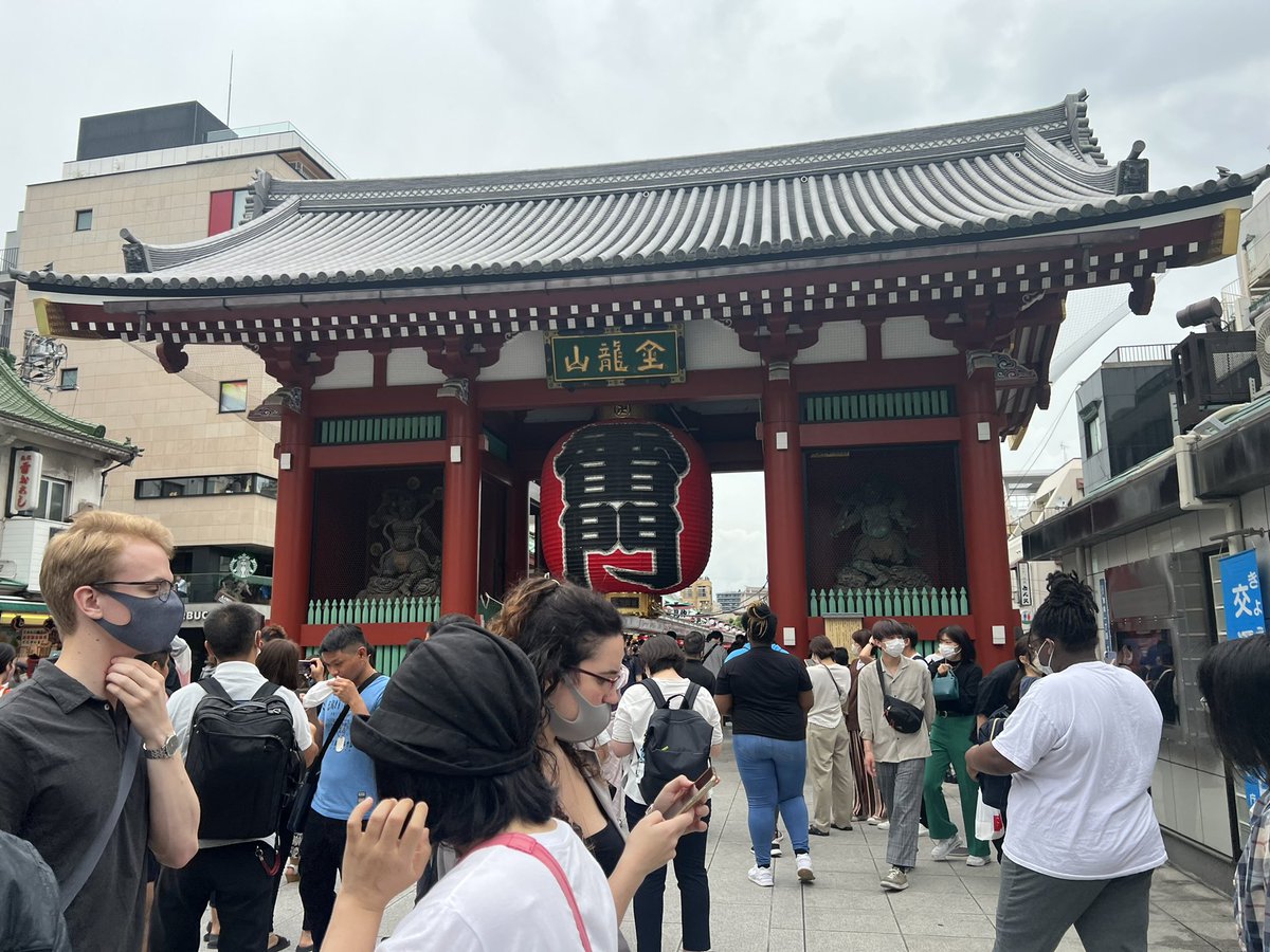 R_x_choco's tweet photo. ころんくん遠くから遥々ありがとう～❕

本当に何回でも会いたいしまた機会あったら飲みたい❕
最後ちょっと空気悪かったけどお酒入ってたから仕方ない👾

また会いたいしまた飲もう❕ https://t.co/4z4IMuaK6f