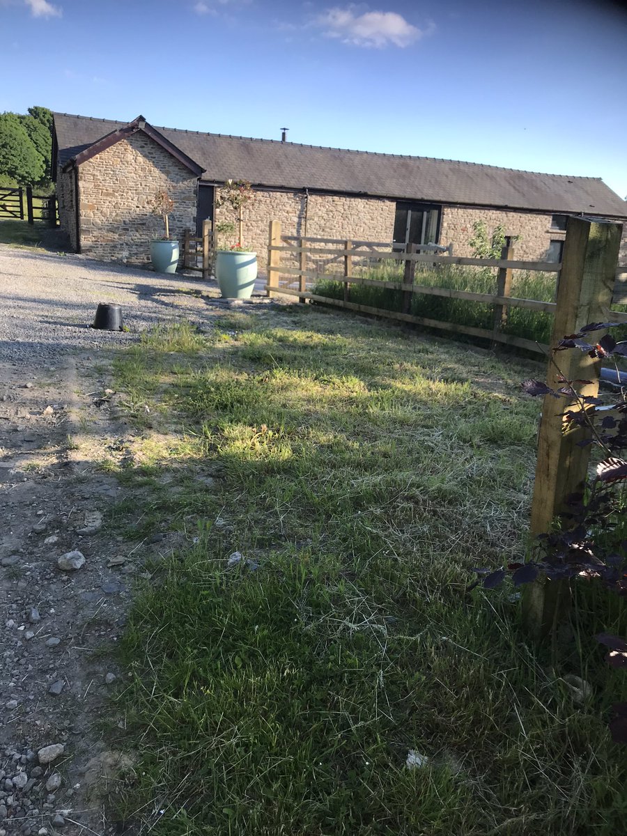 Come and stay in our beautiful 17th century barn conversion. 5 star. Sleeps 6 holidaycottages.co.uk/cottage/88346-…