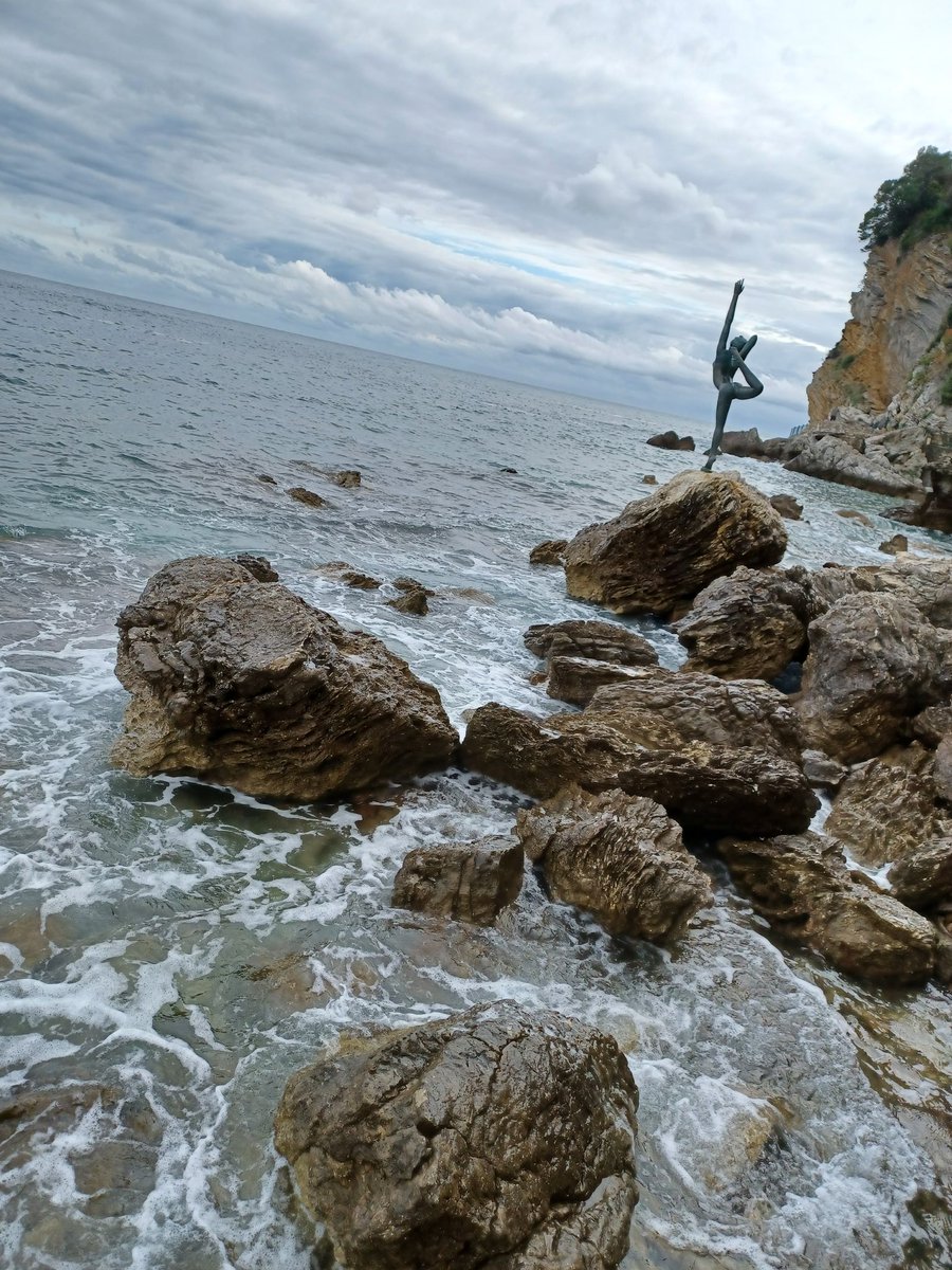 ZerkanHS's tweet photo. Arrivée à Budva https://t.co/ofW9ouCRSS