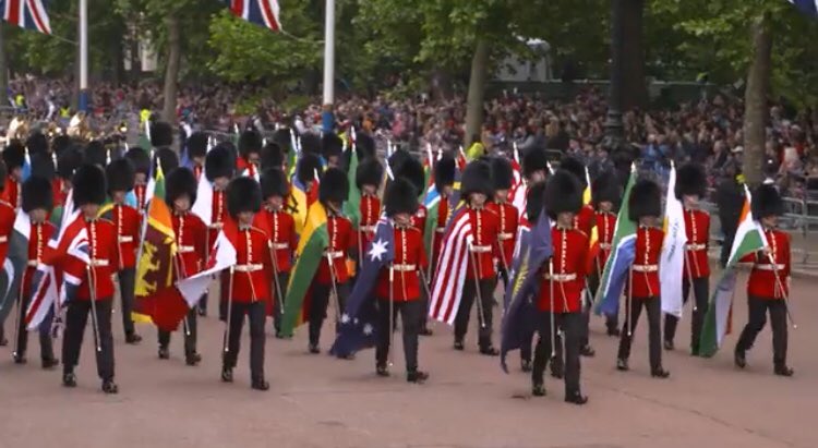 iam_Hashen's tweet photo. @Jubilee_Pageant @RoyalFamily 🇱🇰 https://t.co/5F4BNViFZO