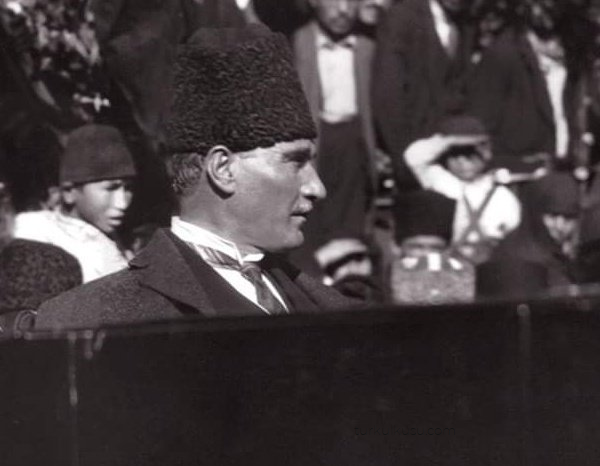 "Ülkeniz sizindir, Türklerindir." —Atatürk