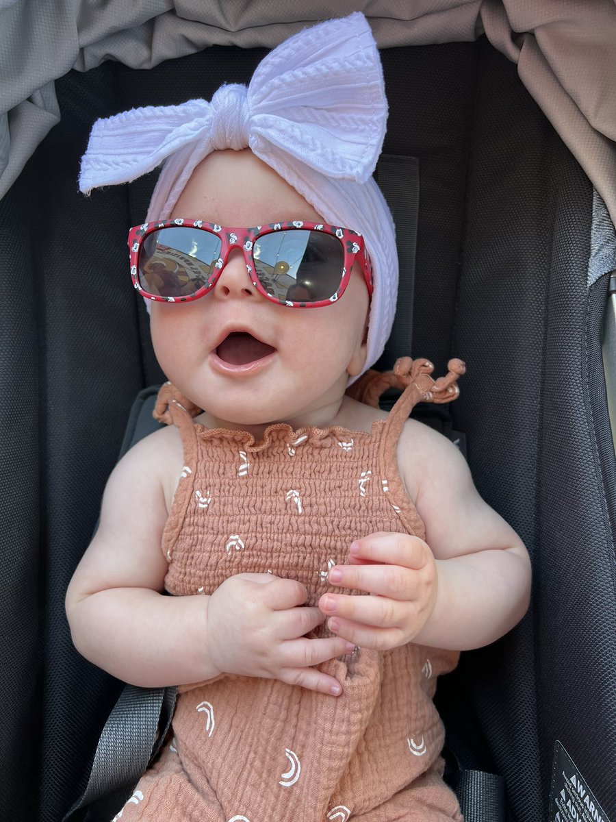 Michael Bagel tweet media