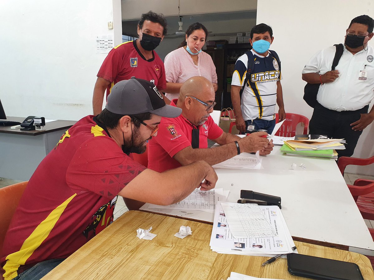 conadems's tweet photo. En campeche se llevaron acabo los Juegos Estatales CONADEMS el día 13 de mayo donde participarón los planteles de I. C., Unacar, Cetmar 29, UMMA, Cobacam 09, 06, 03, CBTis 126 y 9, Cecytec.
#QueremoslosnacionalesConadems2022 
@CONADE @AnaGabrielaGue @lopezobrador_  @Conadems_N https://t.co/SjUHceGLFs