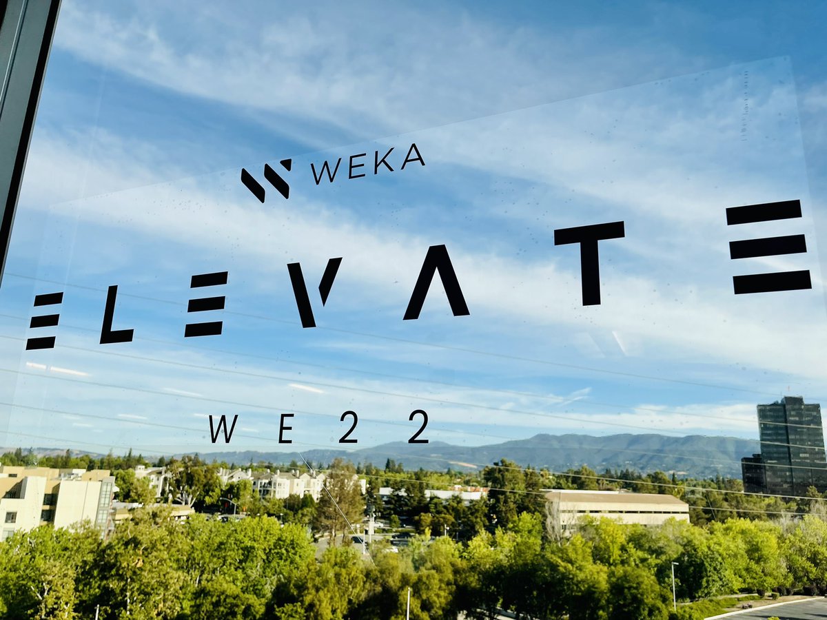 An amazing few days at #WEKAElevate!

The future is cloudy! Learn more at
weka.io/4