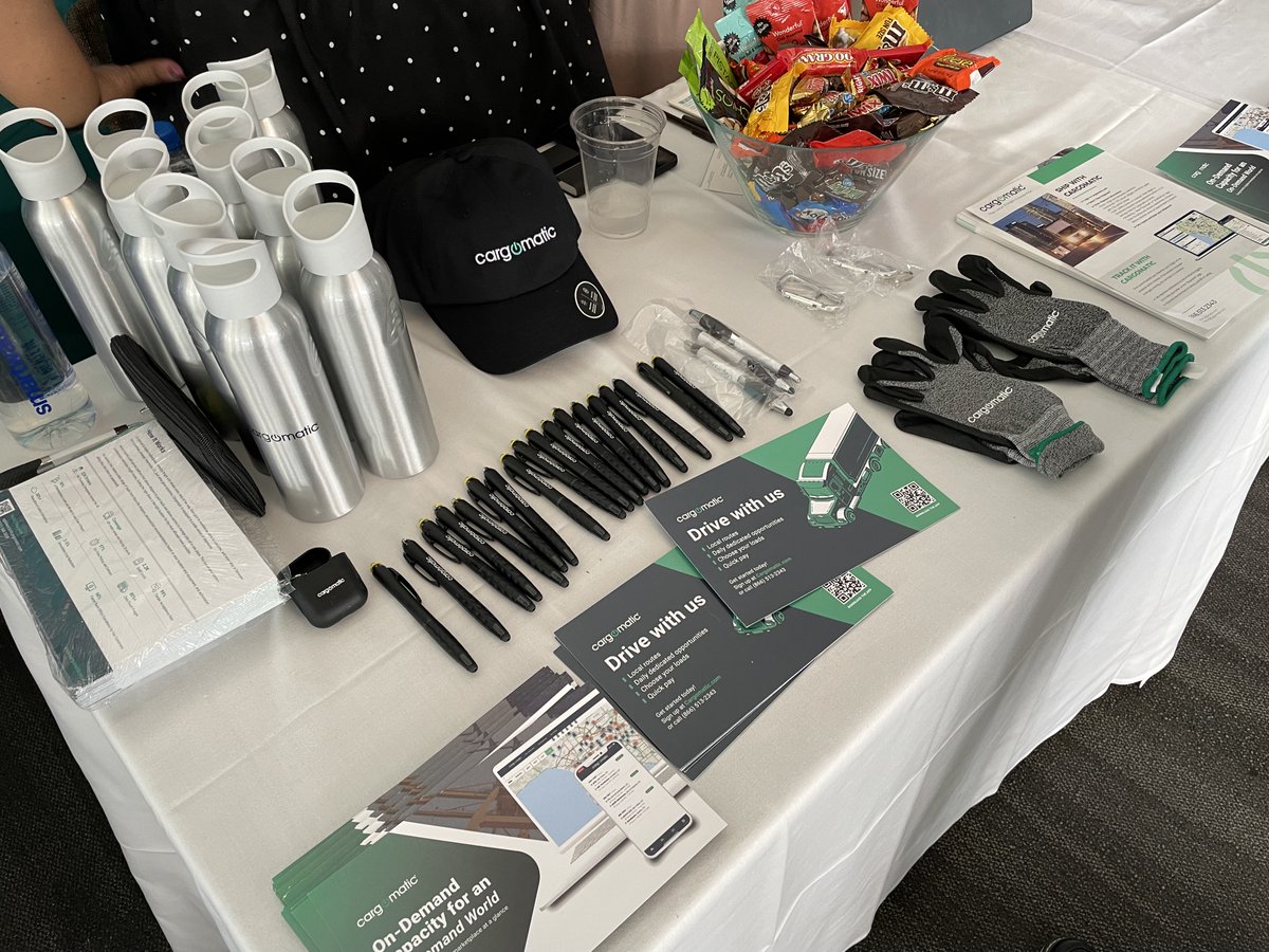 CargomaticHQ's tweet photo. #TBT to last month's DrayTech22. Thank you to the @harbortruckers for having us and once again coordinating a fun, memorable event.
#DrayTECH2022 #FreightTech #htasignatureevent #htastrong #HTA https://t.co/EYuTOpvQsB