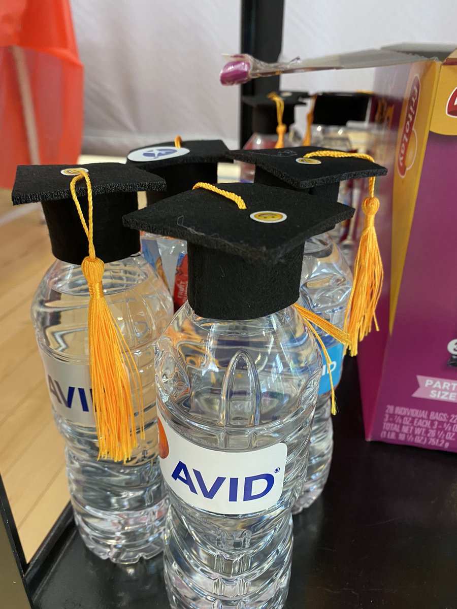 Steelersjodie's tweet photo. Getting ready to  celebrate 🎉 @JeffHoustonPK8 @deerob55 @AVID4College Ss today! Thank you to all who supported and partnered with JH AVID @ACPSk12 @CCNAlexandria @LINKclubACPS https://t.co/2H0y5wTiZ9
