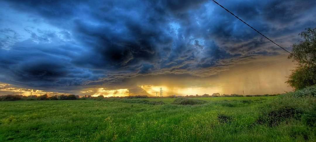 FawkesKev's tweet photo. #bbcweather #Weathercloud #Weather #bbcnews https://t.co/zNhrX97ZLC