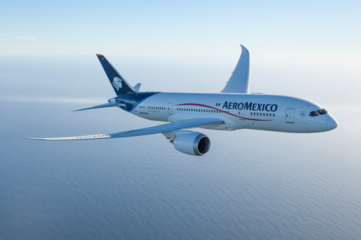 BoeingAirplanes's tweet photo. We're thanking our airline partners who joined us in the purchase of 100,000 gallons (379,000 liters) of #SustainableAviationFuel for commercial flights departing @flyLAXairport during the 9th #SummitAmericas, reducing CO2 emissions by 472,500 pounds (214,300 kg). https://t.co/ubglt2xoUz