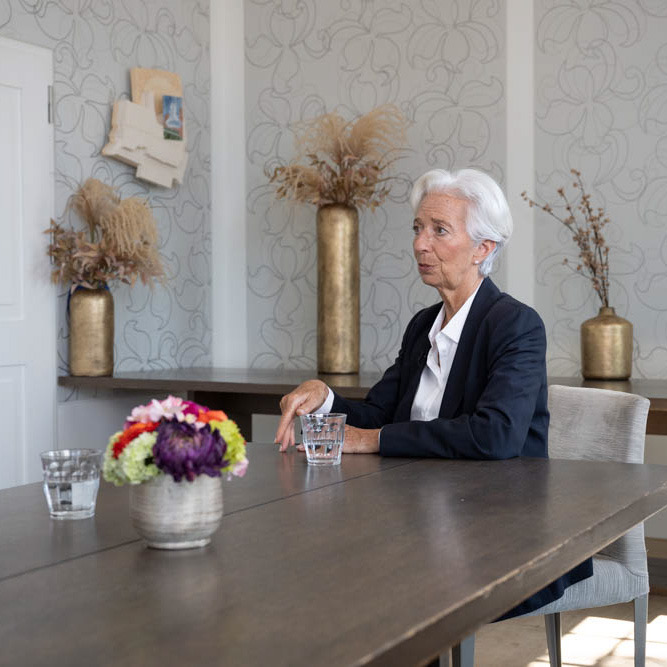 Christine Lagarde tweet media