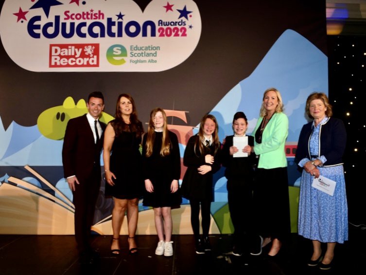NetherburnPs's tweet photo. We love these pictures of the pupils receiving their award yesterday. Their faces show just how incredibly proud they were. This is definitely an experience we will never forget! ❤️ #ScotEdAwards #itsslc @EducationSLC @SLCLiteracy @jillmq80 @EducationScot @CaledoniaPlay https://t.co/Jfi16Zz7Mt