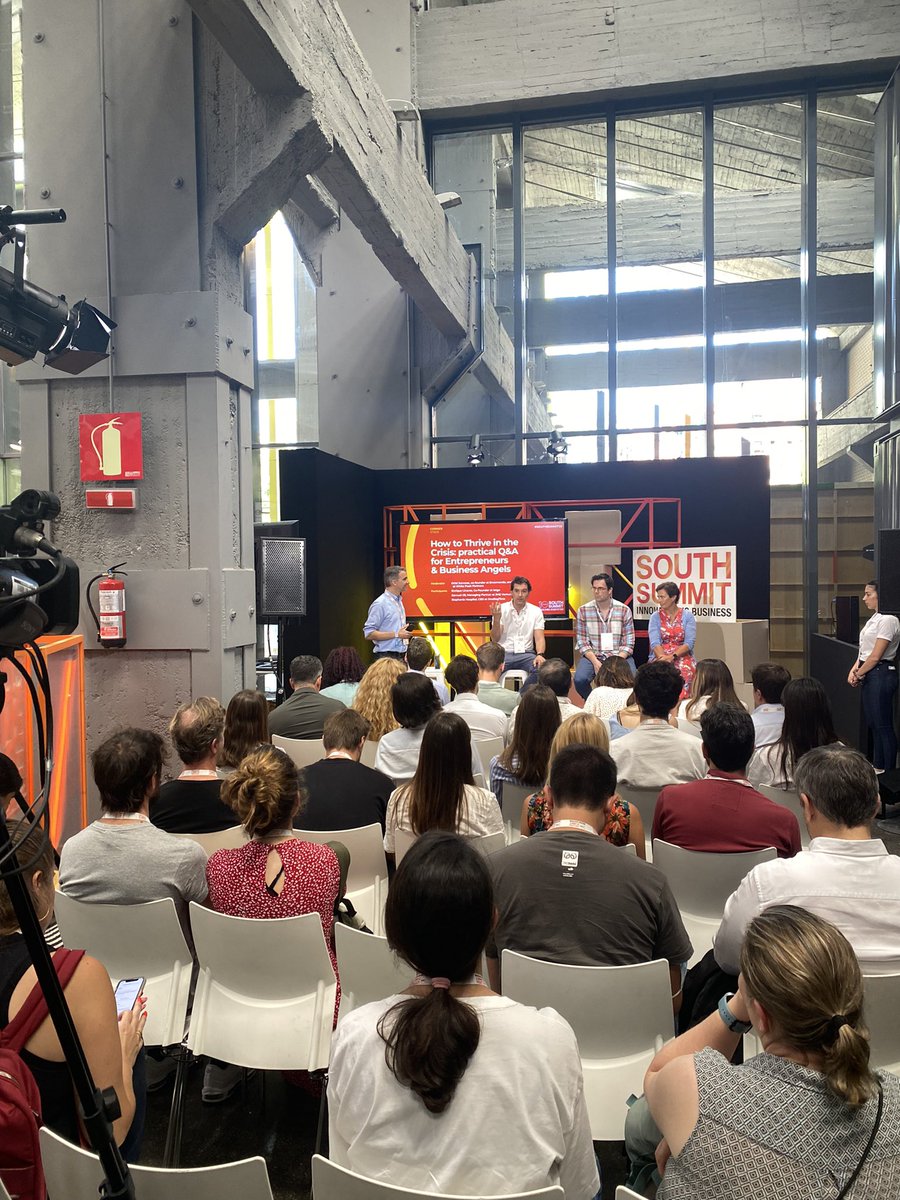 MoneyRaised's tweet image. Today at @south_summit learning how to be more capital efficient💸

✅Focus on making 1 thing that works really well instead of doing multiple things.
✅Define OKRs
✅Move fast
✅Cut costs

By @samuelgil @ojuncosa @stephhospital @enriquelinares