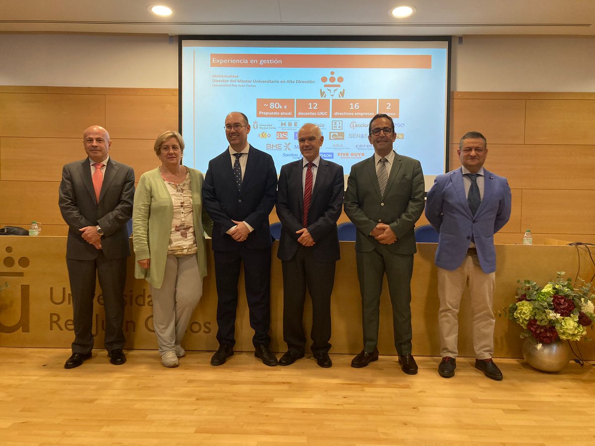 ManuReyHijo's tweet photo. Enhorabuena al nuevo catedrático de la @urjc, el profesor doctor @fdiezmartin.
Enorme placer compartir comisión juzgadora con José Luis Galán de @unisevilla, @egzlez1 de @uvigo, @gomezgras de @UniversidadMH, de @mielylimonlive1 de @CanalUGR y con el maestro @Emiliopablodiez. https://t.co/7hdeYFZ5HZ