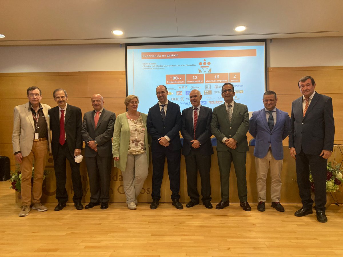 ManuReyHijo's tweet photo. Enhorabuena al nuevo catedrático de la @urjc, el profesor doctor @fdiezmartin.
Enorme placer compartir comisión juzgadora con José Luis Galán de @unisevilla, @egzlez1 de @uvigo, @gomezgras de @UniversidadMH, de @mielylimonlive1 de @CanalUGR y con el maestro @Emiliopablodiez. https://t.co/7hdeYFZ5HZ