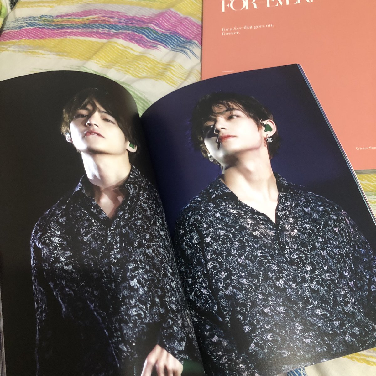 hubbygallery's tweet photo. WTS BTS
1.Photobook fansite Jin seokjin interlinked by a little braver: 428k (pb+cover)
2.Photobook fansite V taehyung For Ever by winterstrawberry: 428k (set isi 2 pb)

📍bandung
Shopee: hubbygallery https://t.co/uWtbh961m8