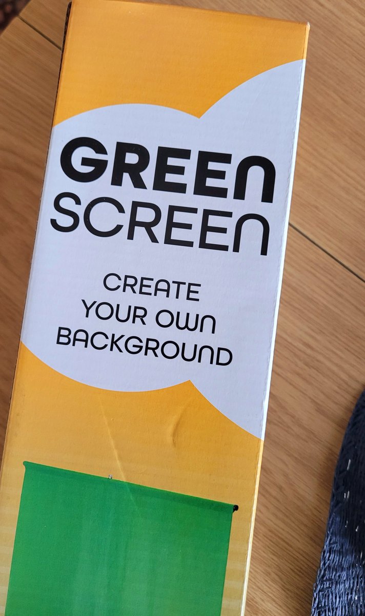 MrsStoffregen's tweet photo. Twitter made me buy it
🙈🤷🏻♀️😎
#twlz #Iscreamforicecream #greenscreenfun https://t.co/tv8nUgwz9f