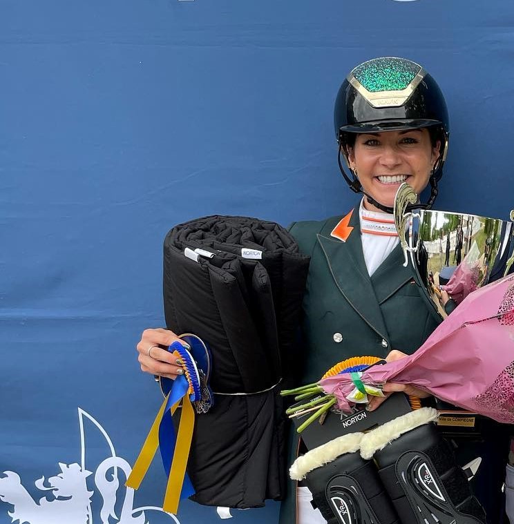DressageIreland's tweet image. Ireland's Abi Lyle 6th and Irish Olympian Heike Holstein 8th in Wellington CDI3* International Dressage Grand Prix in Great Britain.

Result - online.equipe.com/en/class_secti…

#equestrian @HorseSportIRL @sportireland #Horses #Dressage #Ireland ☘️🐴☘️🐴☘️