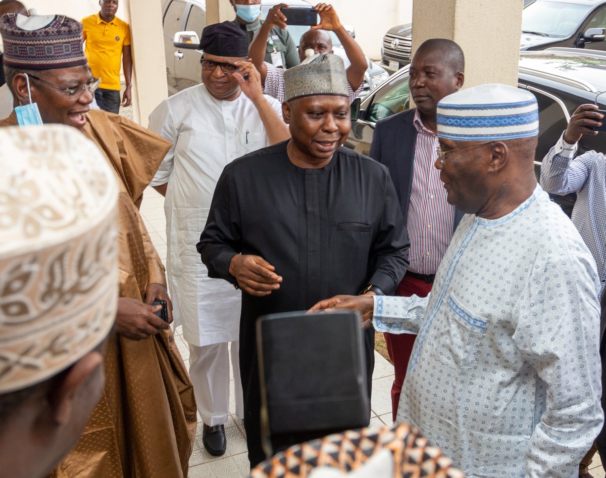 kabiruturakisan's tweet photo. This afternoon, I chaired an interactive session with the Former Vice President of the Federal Republic of Nigeria and flag bearer of our great party, PDP, His Excellency, Alhaji Atiku Abubakar, GCON alongside my colleagues in the Former PDP Ministers Forum. https://t.co/upLL5slE5U