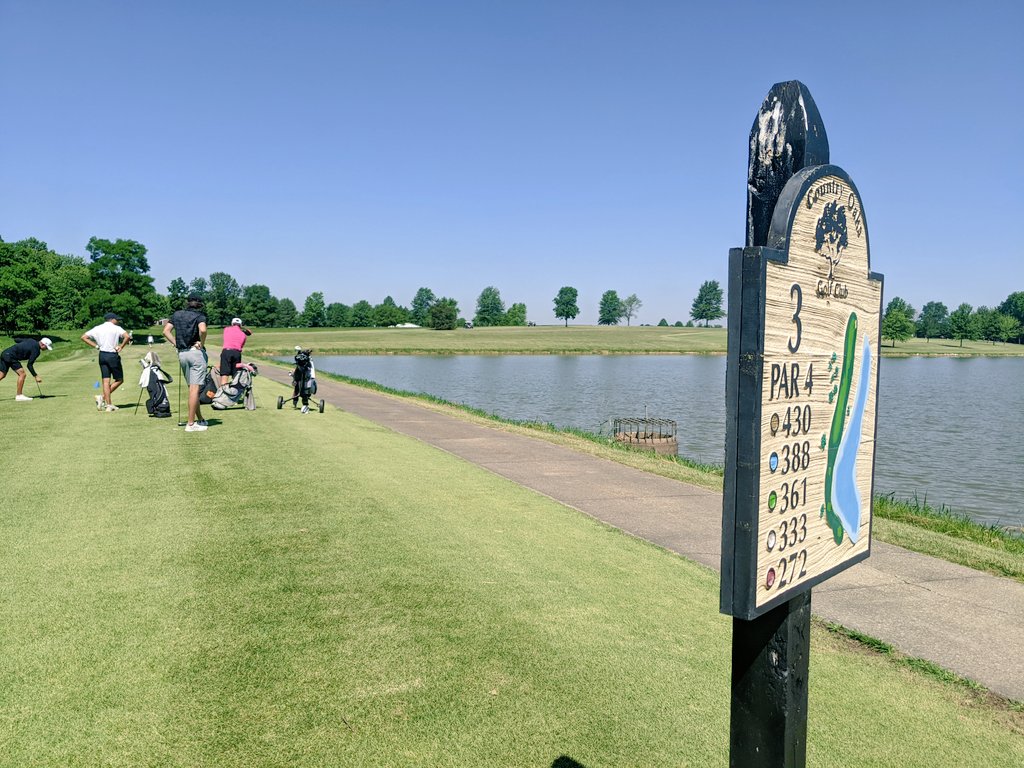 DrGoodwinCCHS's tweet photo. Perfect day for Boys Golf Regionals. Let's go @athletics4cchs Warriors! @GolfCountryOaks @cchsindy @IHSAA1 @Indydannysmith https://t.co/daXB9iHQzy