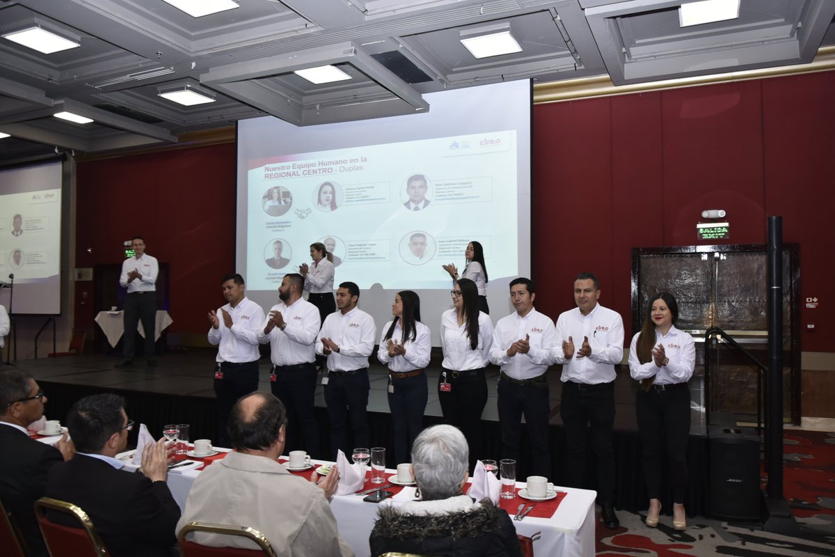 EstiloInge's tweet photo. En este segundo día de Hablemos con propiedad en Bogotá, estamos listos para que los conocimientos, ideas y aprendizajes continúen 💯.  

#estiloingenieria #escaleraselectricas #ascensores https://t.co/BI5U1WPARS