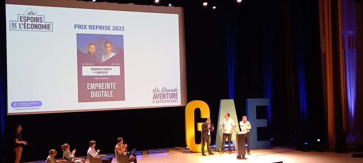 Bravo à @empr1tedigitale prix de la reprise et à <a href="/ptpoidscarottes/">P'tits poids carottes</a> prix du public à #GAE49 de la @CCI49 fiers de nos adhérents <a href="/ADECC_reseau/">ADECC</a>
