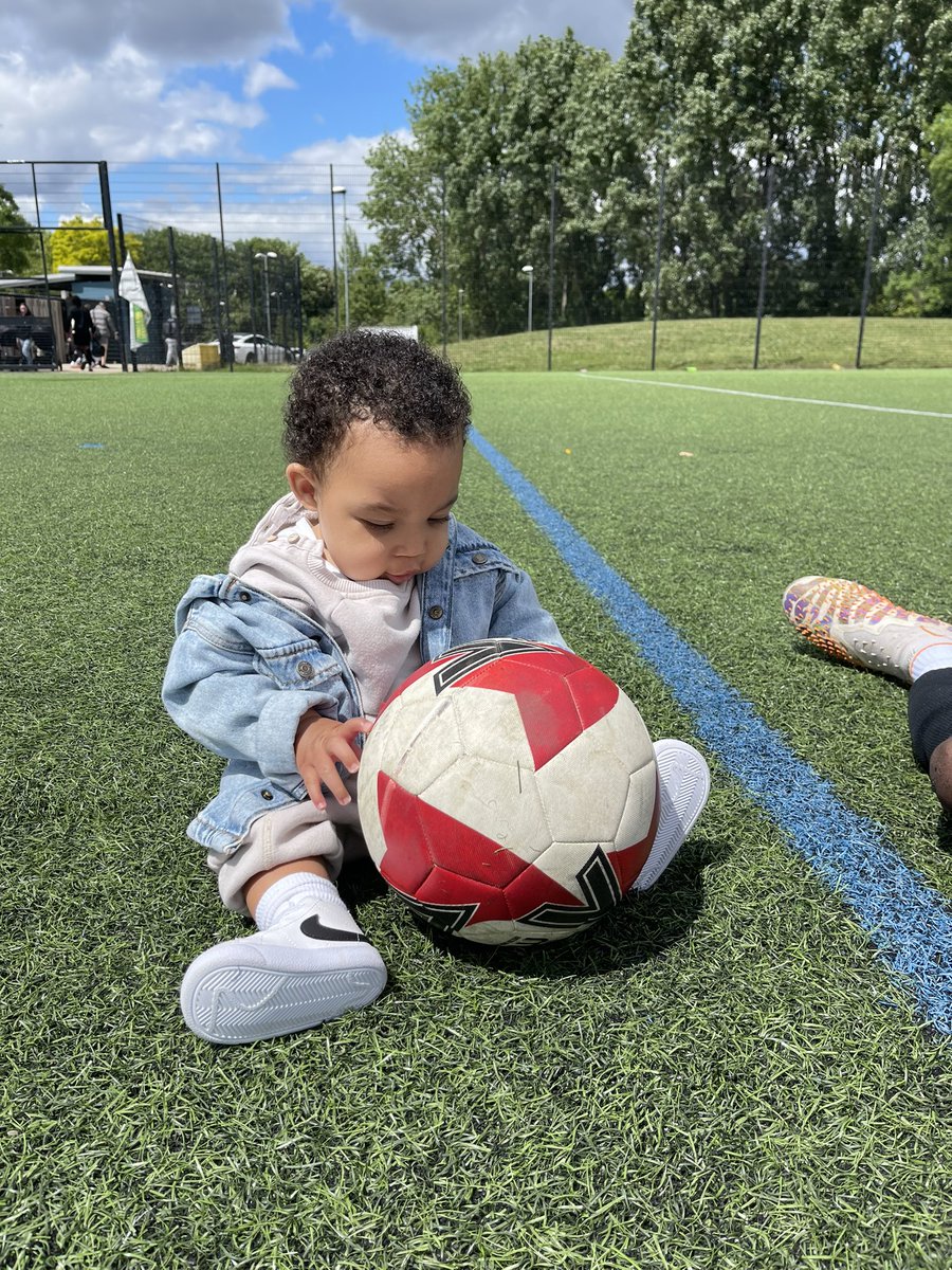1 year old today. Time flies fr🥲. Proud to call you my son! Shown me love like no other♥️