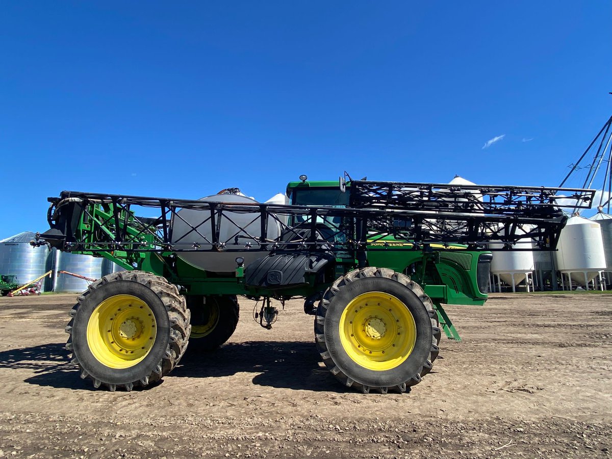 Listing our 2004 4920! It’s listed on Kijiji & don’t hesitate to reach out! Great sprayer but this year we’ve updated to an R4045!