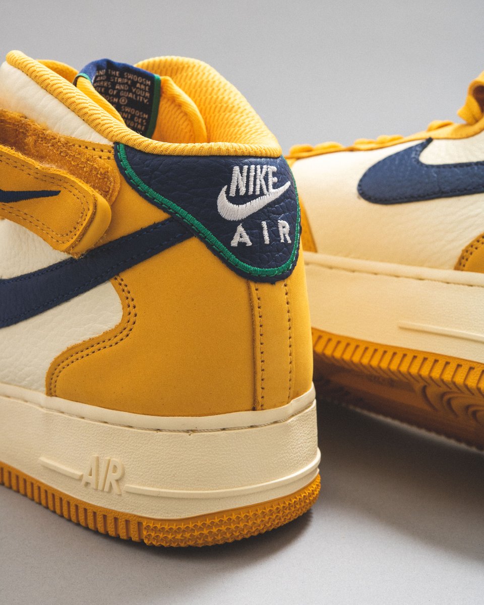 Celebrating Paris, the Nike Air Force 1 Mid arrives packed with references to the city. Dubraes like street plaques, '75' code &amp; triangular perforations nod to the Louvre.

Dropping 11 June in-store and online. 

Online at 7am, stores open at 10am. 

More: bit.ly/39keokf