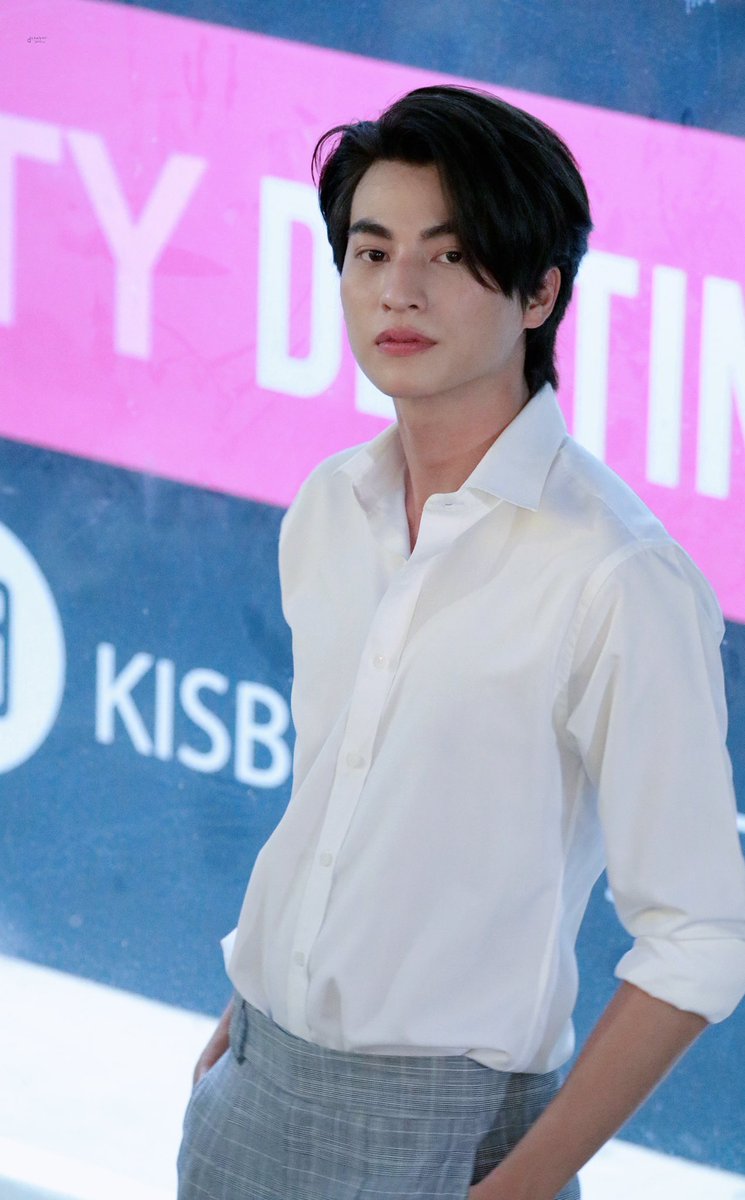 dreamcembergulf's tweet photo. 090622/ ฮึ่กวันนี้หล่อมาก🤧
꒰ #GulfKanawut ✧ @gulfkanawut ꒱
#ᴅʀᴇᴀᴍᴄᴇᴍʙᴇʀɢᴜʟғ https://t.co/p2XE0tJZFi