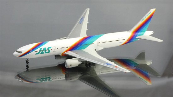 Dirty20171225's tweet photo. 🌈の頃しかわからないぼく👶#JapanAirSystem #ToaDomesticAirlines https://t.co/aABQlJBvGt