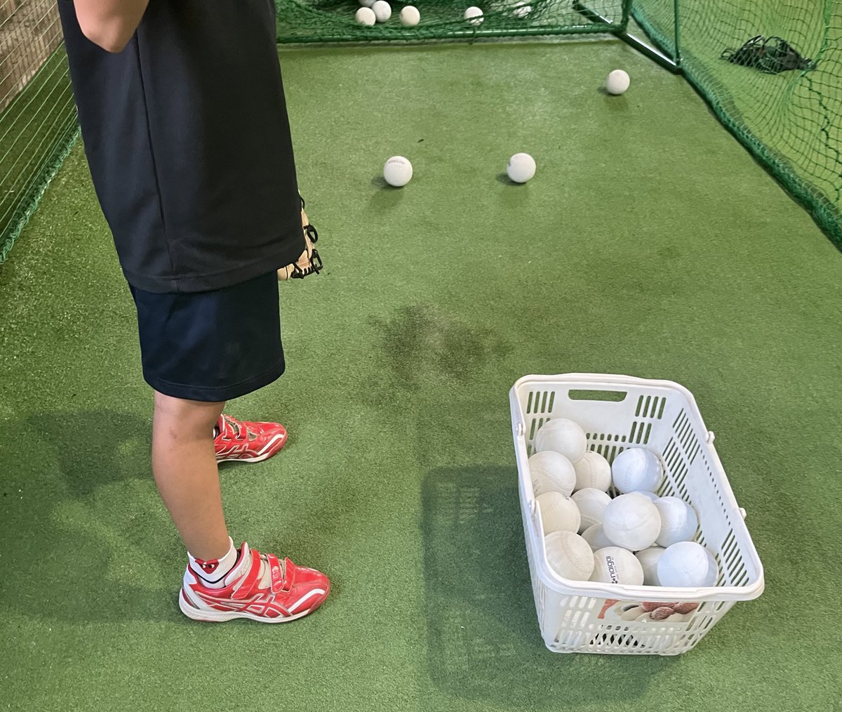 sachun21's tweet photo. 木曜日の18時〜22時は
ソフトボールアカデミー🥎TIMEです🤭

#名古屋
#ソフトボールアカデミー
#ベースボールアカデミー
#ピッチングアカデミー
#バッティングアカデミー https://t.co/dEtpv9U0jO