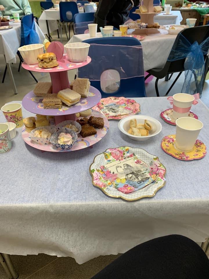 It was lovely to welcome our families officially back into playgroup today with our afternoon tea, it was lovely to spend time chatting with parents and showing the children’s folders and too see parents chat with each other too. We all had a lovely morning 💖