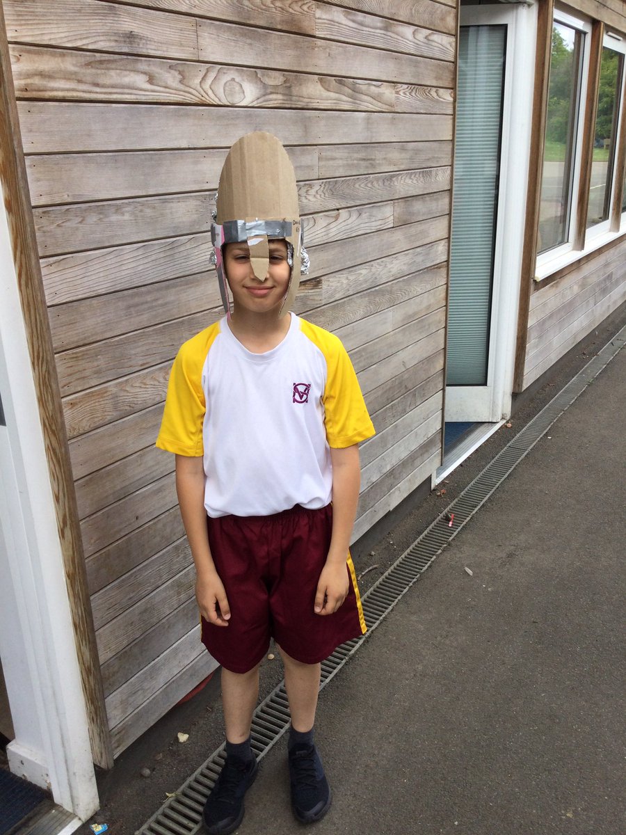 MountStewartSch's tweet photo. David in 6S made a Spartan Helmet for his Home Learning . He used Cardboard Tape and Tinfoil and it only took him 2 hours!!!🪖 🗡 ⚔️
#Spartans #tmss #tmssyear6 #tmsshomelearning #tmss6S https://t.co/SPJIwQukUZ