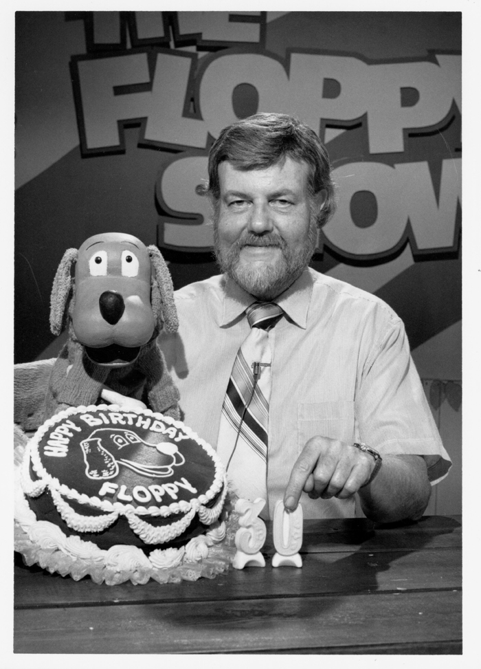 TheFloppyShow tweet media