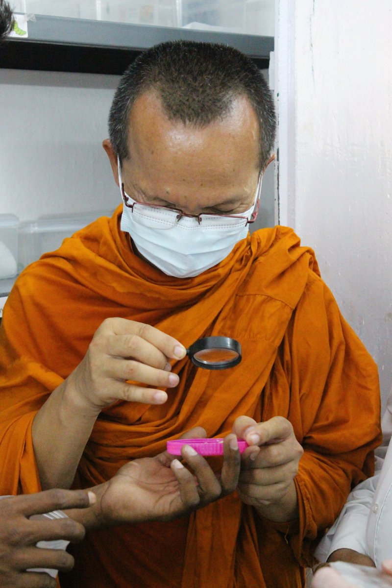 A rearing centre setup in Butterfly Park @ Jai Prakash Udyaan #BodhGaya by <a href="/usaid_india/">USAID India</a>'s <a href="/plus_forest/">Forest-PLUS 3.0</a> &amp; <a href="/GayaForest/">Gaya Forest Division</a> provides a conducive, safe temp. controlled environment for🦋🦋to rear &amp; complete their life cycle with low predation &amp; parasite risk.
Pics: the team @ the center.