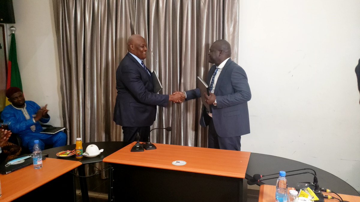 OnaccCmr's tweet photo. (FR) Partenariat ONACC – ABIOGeT
L’ONACC a signé le mardi 7 juin 2022, une convention-cadre de partenariat avec #ABIOGeT.
-------
(EN) Partnership between NOCC and ABIOGeT
NOCC signed a framework agreement for partnership on Tuesday, June, 7, 2022 with ABIOGeT.
#OnaccCmr https://t.co/f8kgSCtAaz