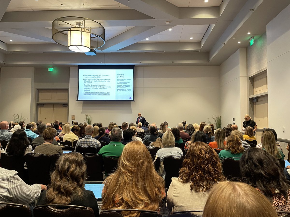 Time well spent with @tepsamark this morning for the @TEPSAtalk #LegislativeUpdate. I am thankful for his balanced/moderate disposition related to Texas Public Education.  Despite various legislative obstacles @TXTeachersCan and they’ve proven it time & time again! #WeLeadTX