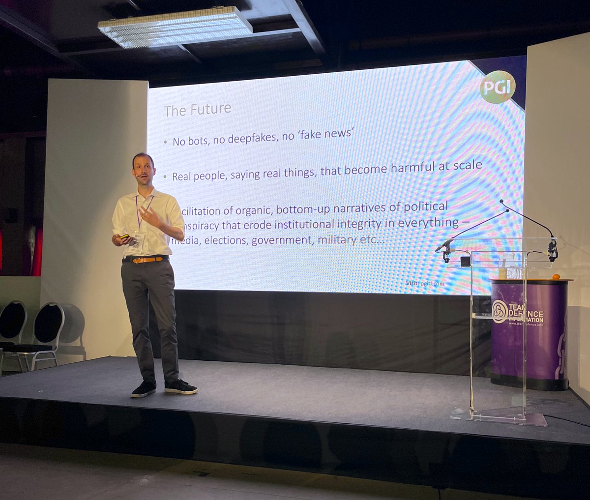 ProtectionGIntl's tweet photo. Our Head of Digital Investigations, @ruarigh talking about what information operations really look like at Defence Information 22. #DI22 @TDInformation https://t.co/20TWdSdacG