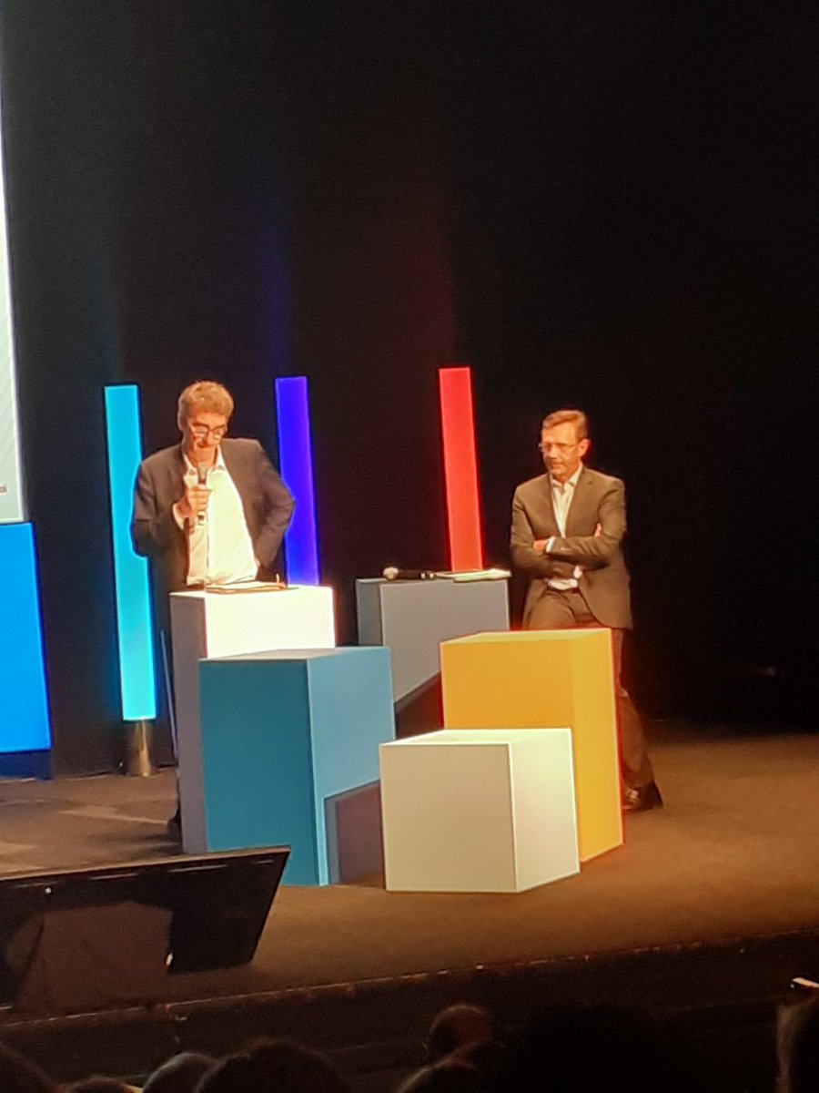 Cap Performances
les rencontres Managériales ARA
#seminaire #polemploi #managers Auvergne Rhône Alpes au Centre des congrès Saint Etienne
<a href="/maurel_aurelie/">Aurelie MAUREL</a>
<a href="/nan0882/">Gallon AL</a> 
<a href="/SandraBouyard/">Sandra BOUYARD</a>