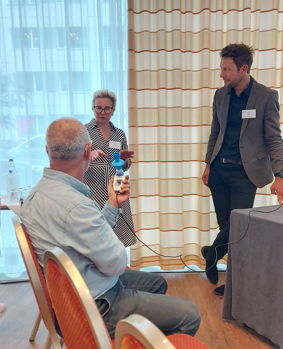 Vitor Hugo Azevedo 🫁🫀💪🏻 (@vitorhazevedo) on Twitter photo What happens when a upper airway disfunction comes into discussion with <a href="/DLanger6/">Daniel Langer</a> and we have <a href="/TiinaAndersen/">Tiina Andersen</a> around to interact with? An unique learning moment. Thank you so much!
#RFMV2022
<a href="/EuroRespSoc/">ERS</a> What happens when a upper airway disfunction comes into discussion with <a href="/DLanger6/">Daniel Langer</a> and we have <a href="/TiinaAndersen/">Tiina Andersen</a> around to interact with? An unique learning moment. Thank you so much!
#RFMV2022
<a href="/EuroRespSoc/">ERS</a>