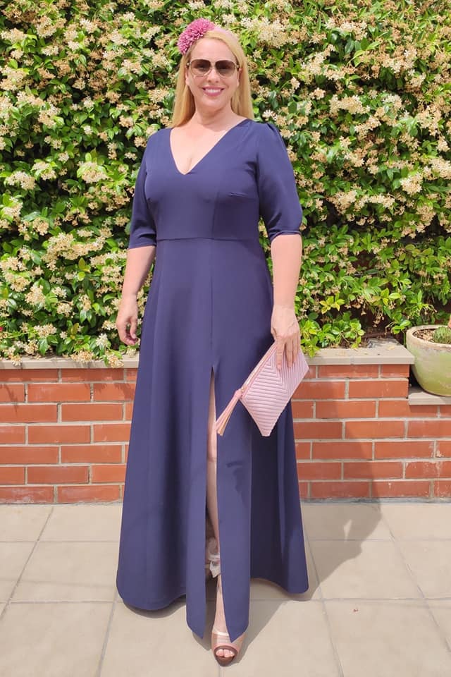 patbraam1's tweet photo. 🌸Vestido azul noche y complementos maquillaje, feliz día.🌸
https://t.co/cjDC6274eh https://t.co/YBwQsqmB04