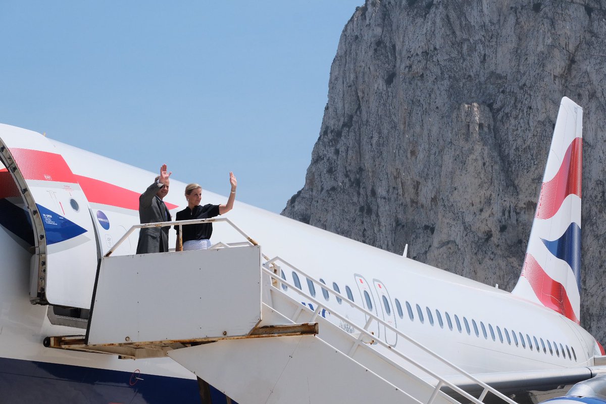 The Earl & Countess of Wessex board their BA flight at the end of their three day visit to celebrate the #queensplatinumjubilee #PlatinumJubilee #Gibraltar