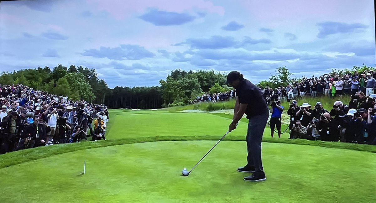 bradgolfs's tweet photo. #PhilMickelson on the #firsttee at the new #LIVGolf tournament https://t.co/2pO4w4ebt3
