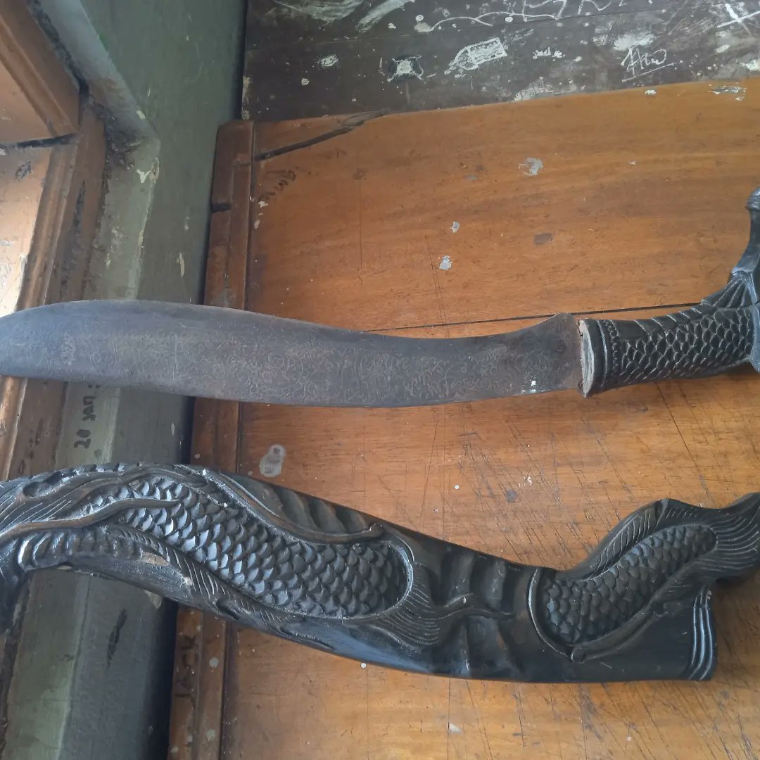 Pegangan pejabat... 

Kie dalem sawida.....