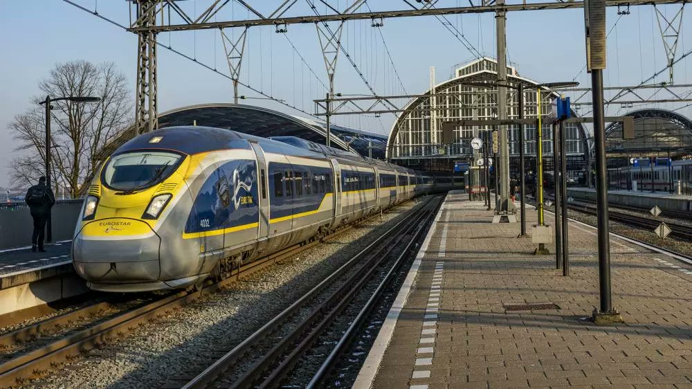 Mogelijk jarenlang geen Eurostar naar Londen door verbouwing Amsterdam Centraal at5.nl/artikelen/2155…