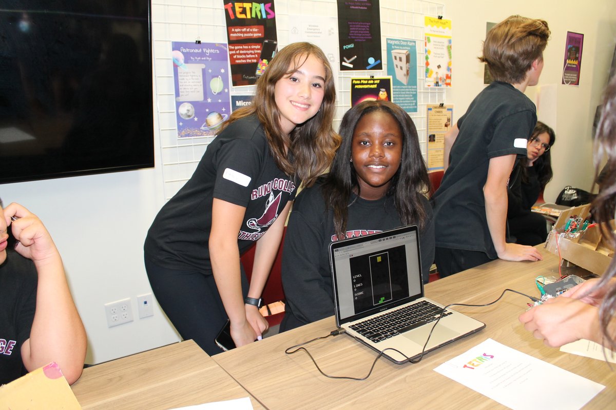Mrs_Naugler's tweet image. So much #innovation and #creativity at last night's #CodingFair @RundleJrHigh Thank you @missusem for inspiring these growing minds! #BeCurious #WeAreRundle #Together