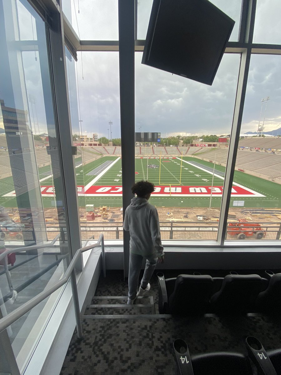CarterVargas21's tweet photo. Great time in New Mexico  @UNMLoboFB @JrothschillerNM https://t.co/mbl4A39Ugp