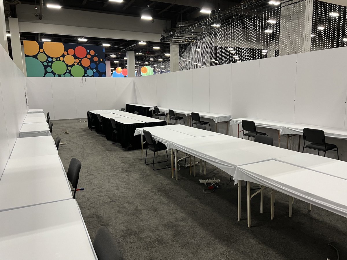 SNMPguy's tweet image. Progress is being made setting up for #CiscoLive …. Sometimes you have be creative for a work environment too…. :) #HardNOCLife #CiscoDevRel