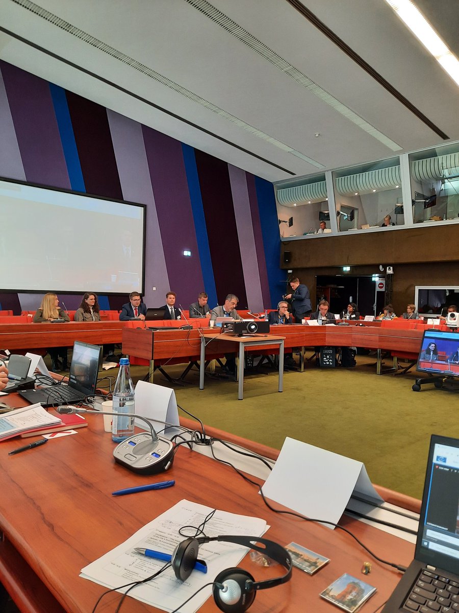 PacePrize's tweet image. Young people are discussing the impact of the pandemic on education and mental health and its consequences at the General Assembly of the Association of Towns awarded the #EuropePrize today at @coe