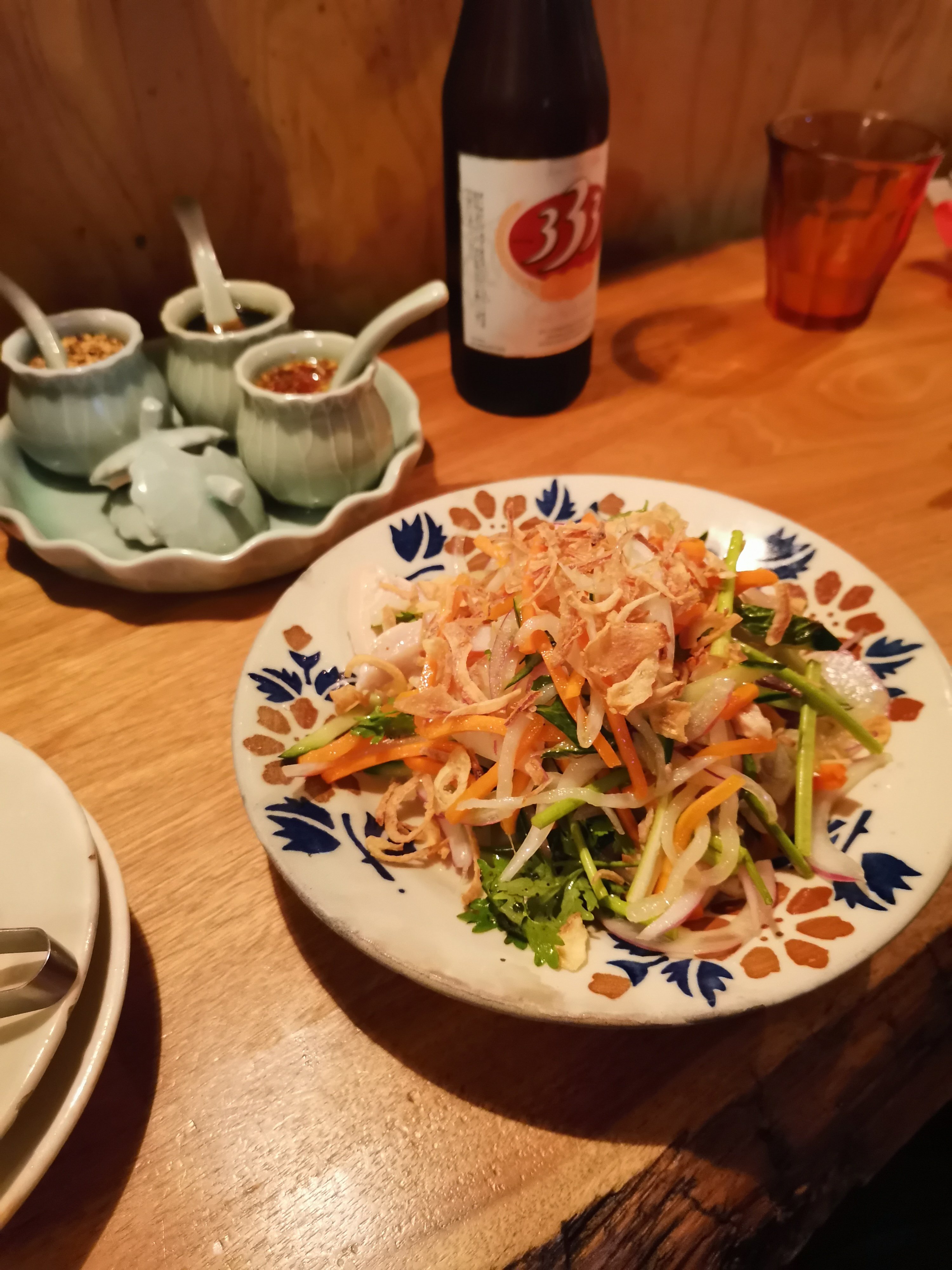 تويتر 名和実咲 على تويتر あまねくベトナム料理店のなかでも大好きなお店が学芸大学の スタンドバインミー です フランス料理のアプローチに味蕾がハッとする ナチュールも色々開けてくれて クセ強い白なんかもうグッときちゃう バインミーは勿論だけど