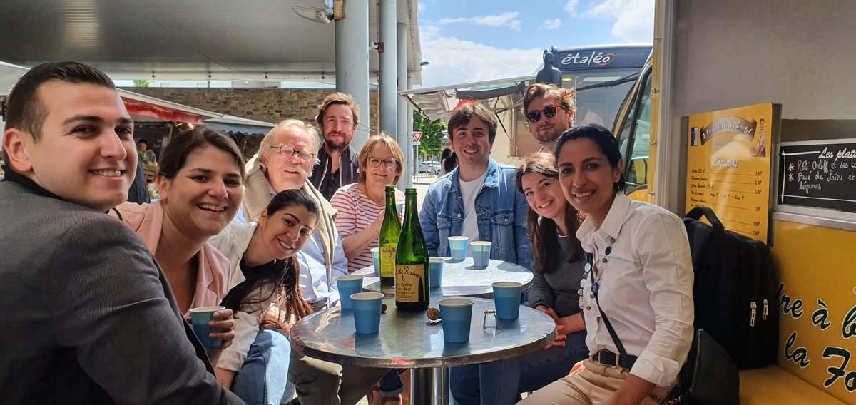 sarahelhairy's tweet photo. Sur le Marché de #Carquefou pour échanger  @avecvous , rendez-vous le 12 et 19 juin pour donner une majorité solide à @EmmanuelMacron https://t.co/TAhBd30Jxj